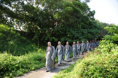 http://www.bpt-buddhism.org/userfiles/image/20120401-04.jpg