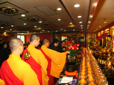 http://old.buddhism.org.hk/upload/editorfiles/2009.5.16_1.44.9_6157.JPG
