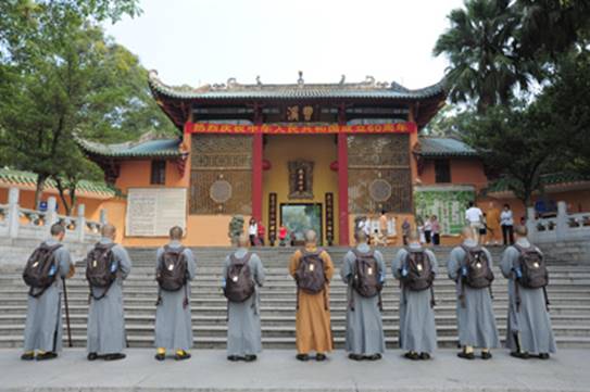 http://old.buddhism.org.hk/upload/editorfiles/2009.10.16_13.4.22_3429.JPG