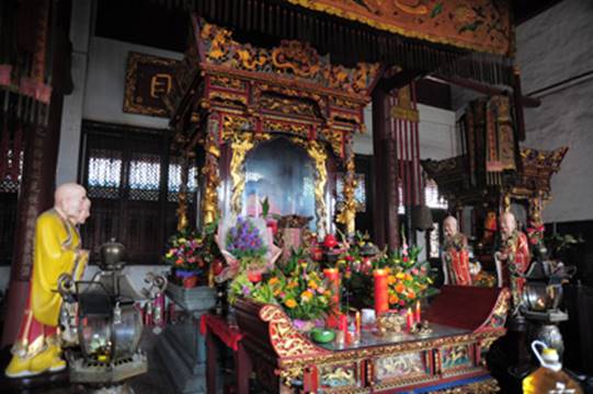 http://old.buddhism.org.hk/upload/editorfiles/2009.10.16_13.7.30_4076.JPG