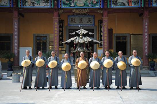 http://old.buddhism.org.hk/upload/editorfiles/2009.10.16_13.59.58_6972.JPG