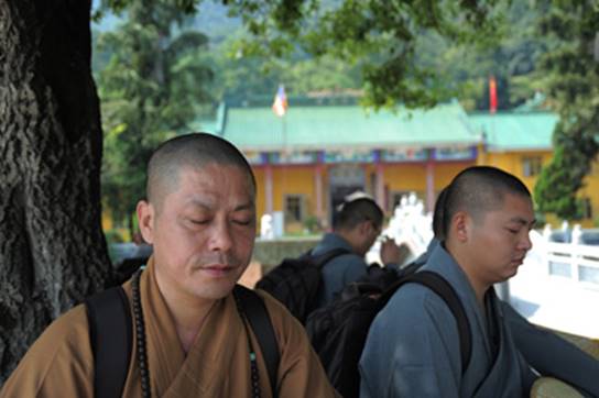 http://old.buddhism.org.hk/upload/editorfiles/2009.10.16_14.0.13_7736.JPG