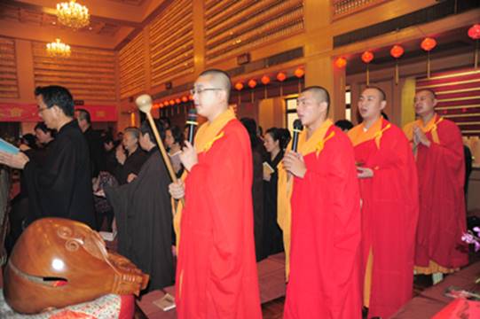 http://old.buddhism.org.hk/upload/editorfiles/2009.8.19_4.25.1_4845.JPG