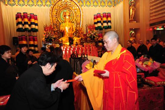 http://www.buddhism.org.hk/upload/editorfiles/2009.3.21_1.37.42_9558.JPG