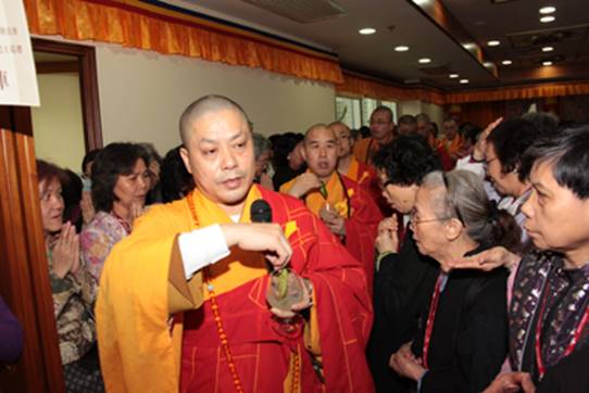 http://old.buddhism.org.hk/upload/editorfiles/2010.8.22_3.23.51_5441.JPG